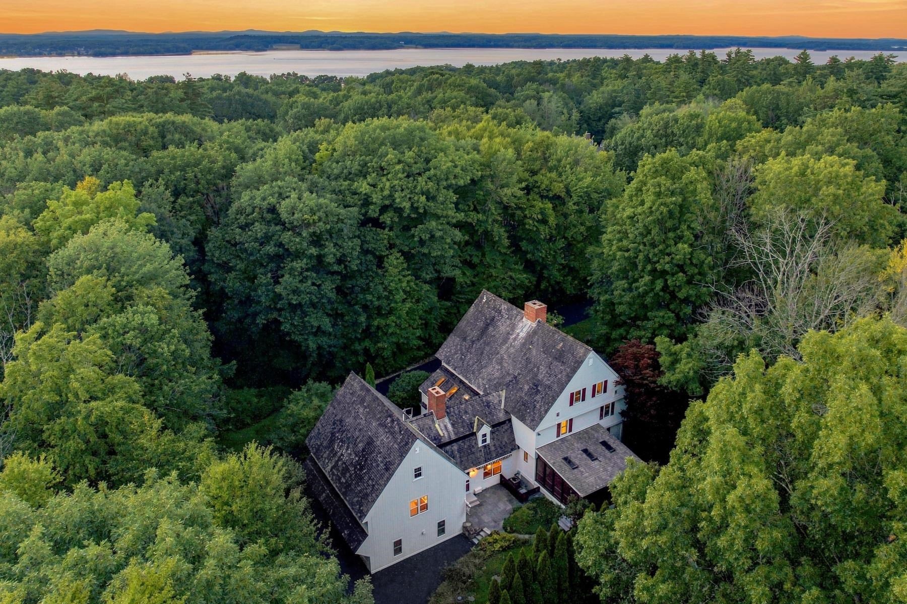60 Tidewater Farm Road