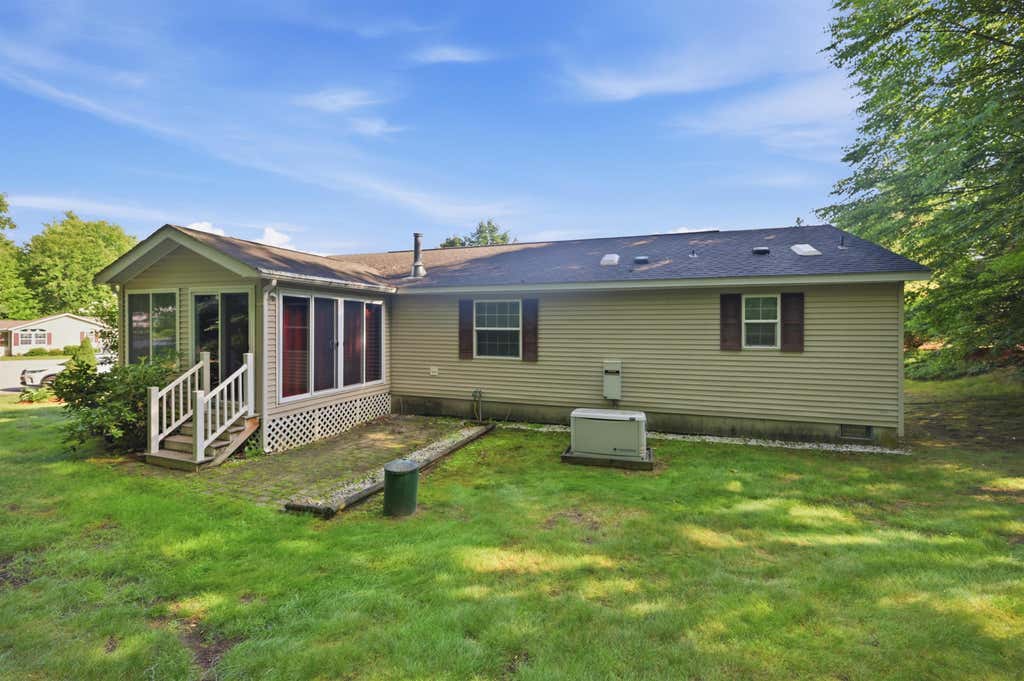 Photo of 21 Mill Pine Road, Sandown, NH 03873 (MLS # 5103764)