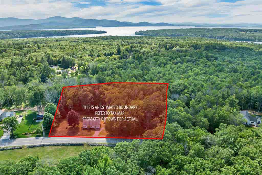 Photo of 44 Waumbeck Road, Wolfeboro, NH 03894 (MLS # 5106363)