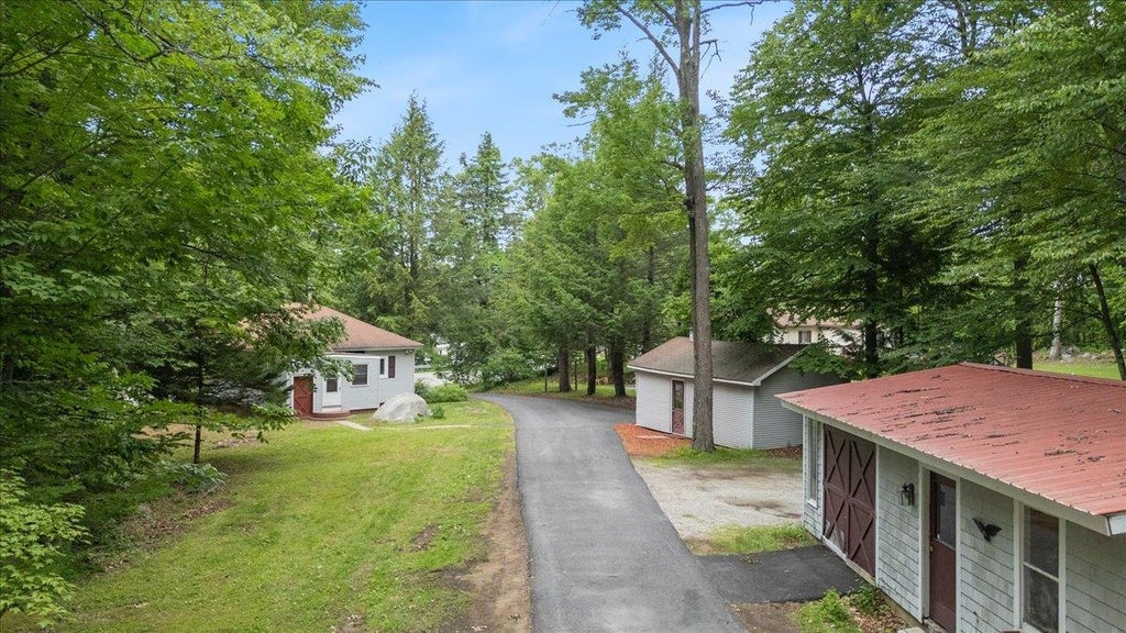 Photo of 1615 Hooksett Road, Hooksett, NH 03106 (MLS # 5096228)