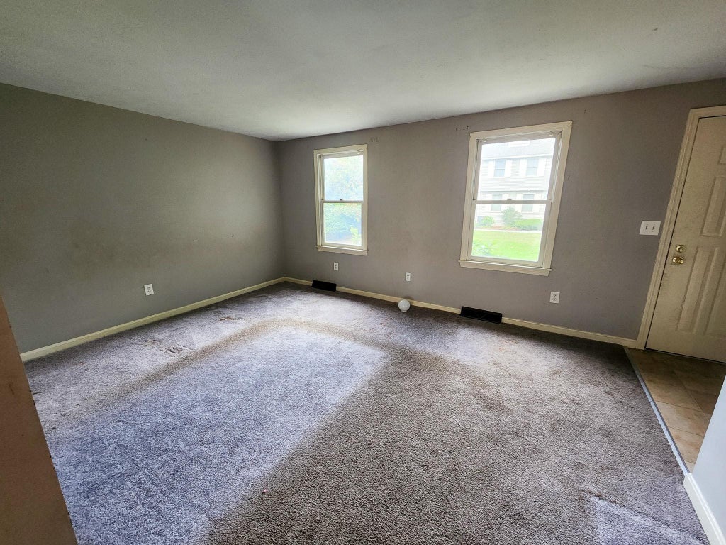 Photo of 24 Andover Down, Nashua, NH 03063 (MLS # 5112087)