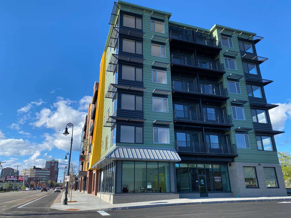 Photo of 409 Elm Street #307, Manchester, NH 03101 (MLS # 5106398)