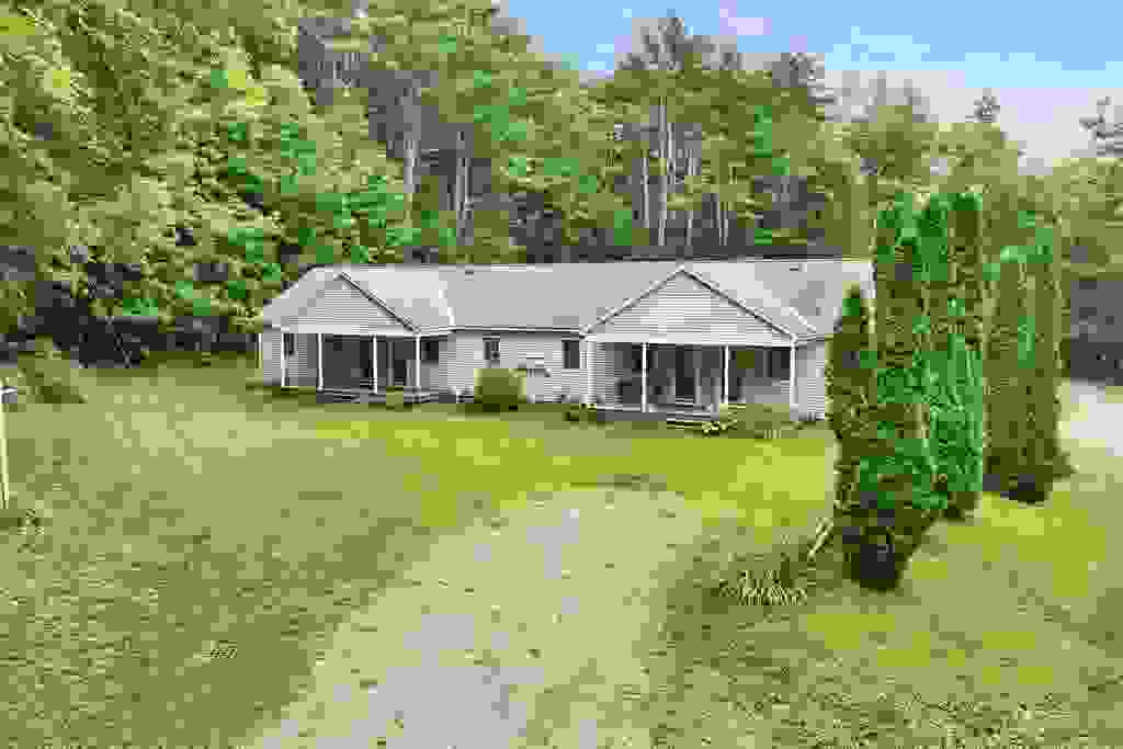 Photo of 59 Old Chesham Road, Marlborough, NH 03455 (MLS # 5100845)