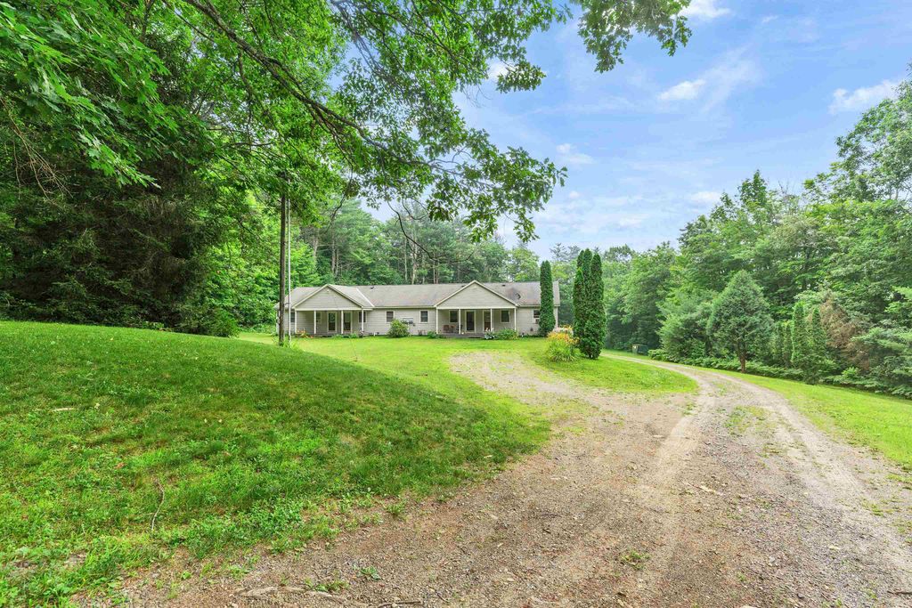 Photo of 59 Old Chesham Road, Marlborough, NH 03455 (MLS # 5100845)