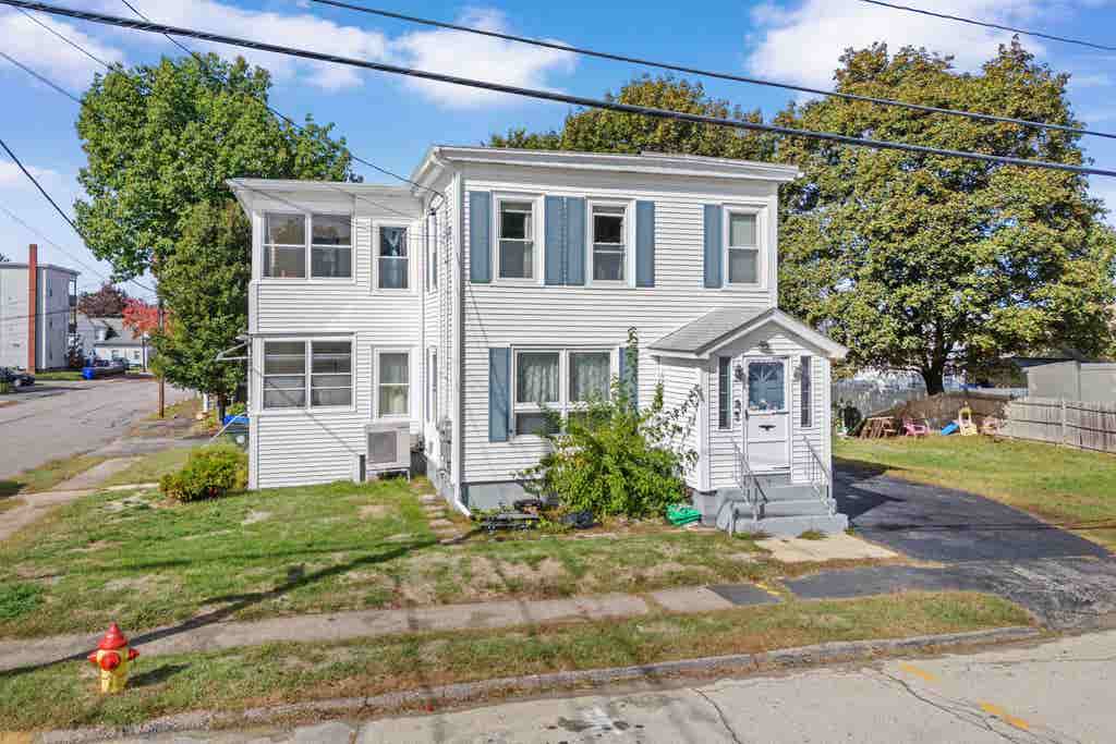 Photo of 64 Belmont Street, Manchester, NH 03103 (MLS # 5101938)