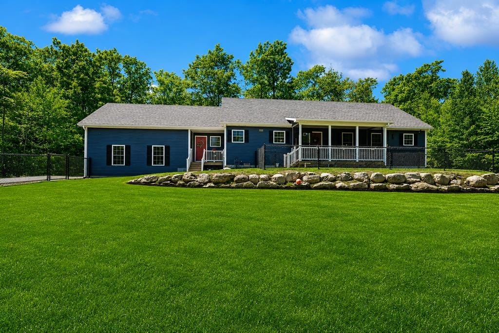 Photo of 33 Ingalls Terrace, Alton, NH 03809 (MLS # 5093213)