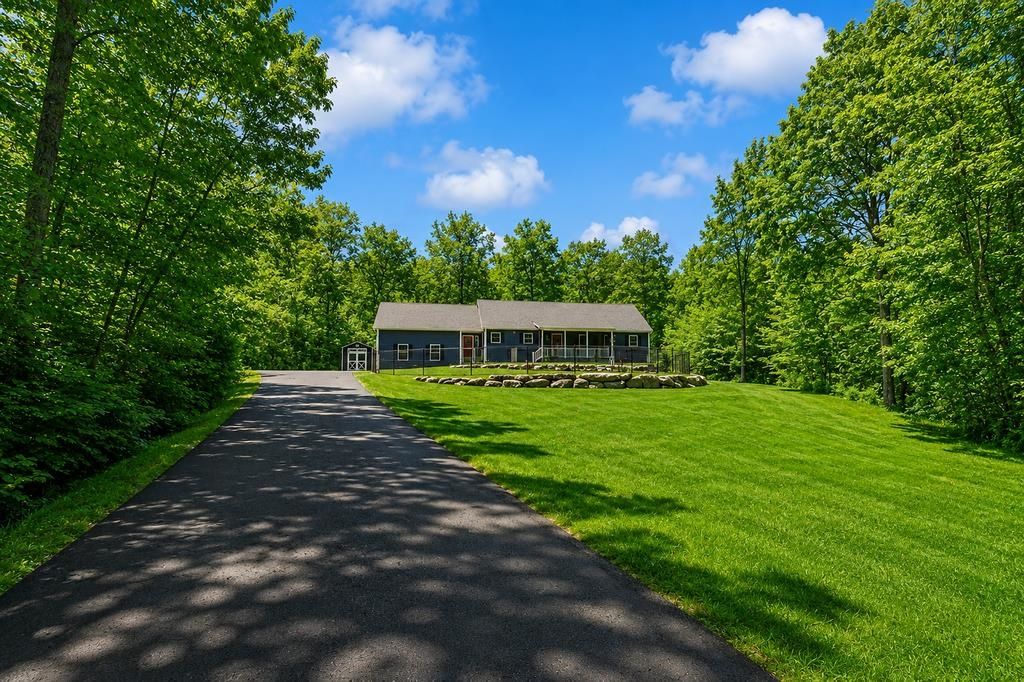 Photo of 33 Ingalls Terrace, Alton, NH 03809 (MLS # 5093213)