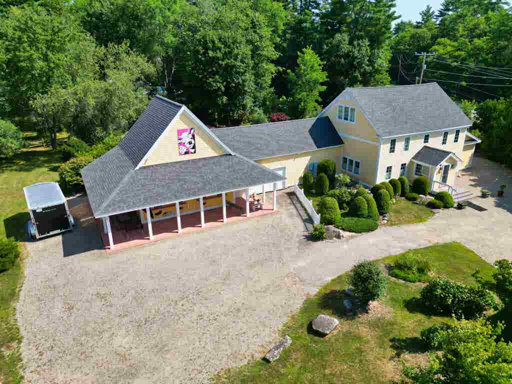 Photo of 146 Calef Highway, Barrington, NH 03825 (MLS # 5100323)