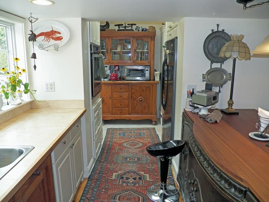 146 Calef Highway