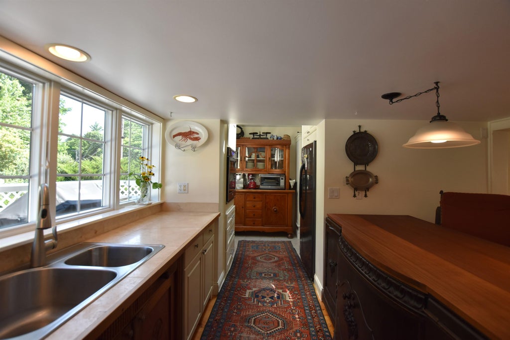 Photo of 146 Calef Highway, Barrington, NH 03825 (MLS # 5100323)