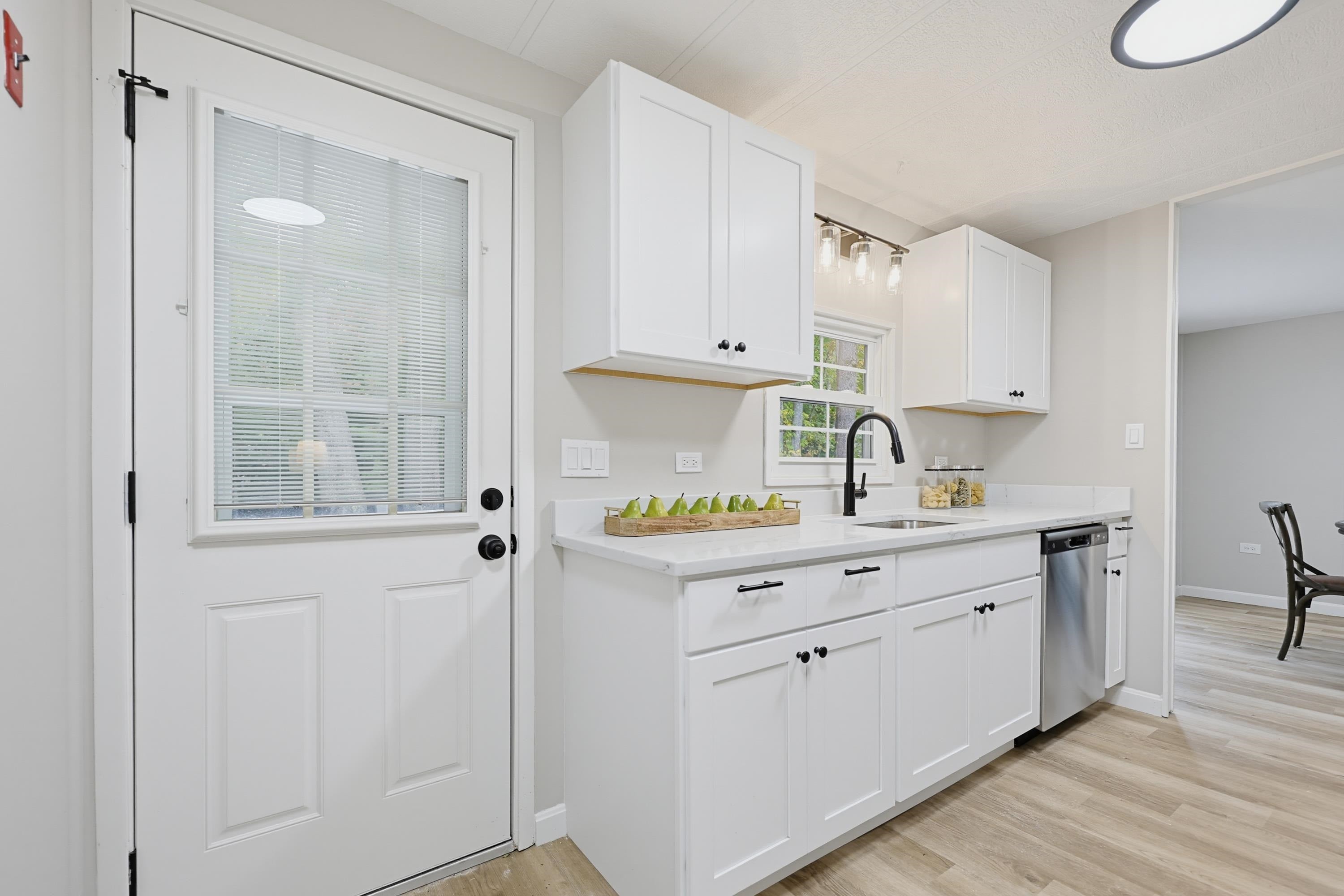 2 Pleasant Valley Road