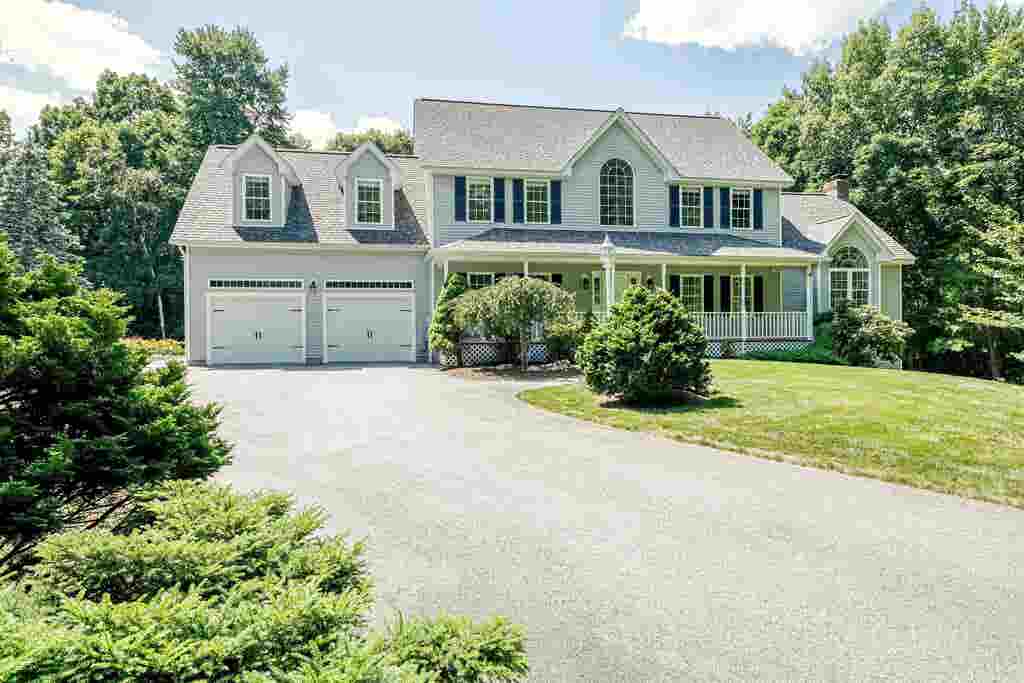 Photo of 216 Kennedy Hill Road, Goffstown, NH 03045 (MLS # 5100169)