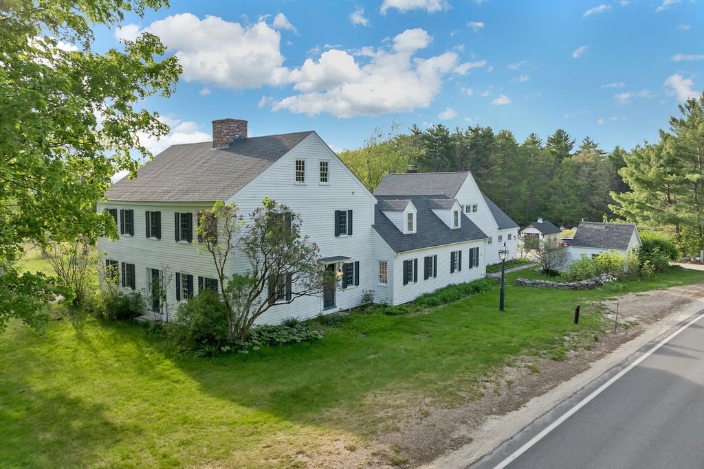 Photo of 580 Pine Hill Road, Wolfeboro, NH 03894 (MLS # 5090749)