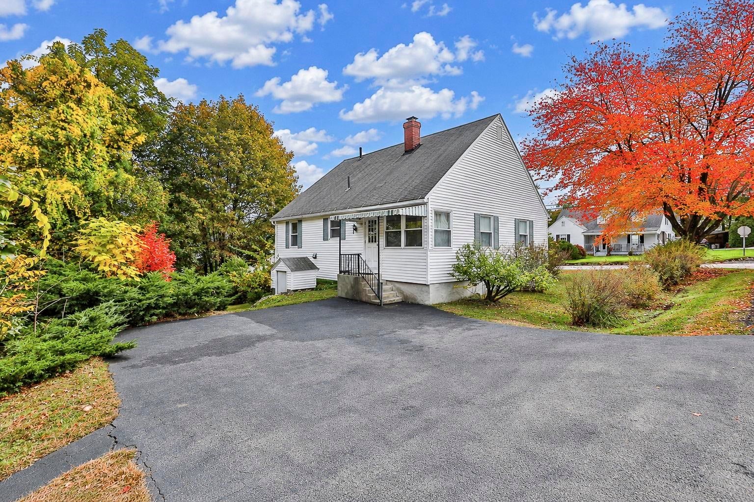 160 Titus Avenue