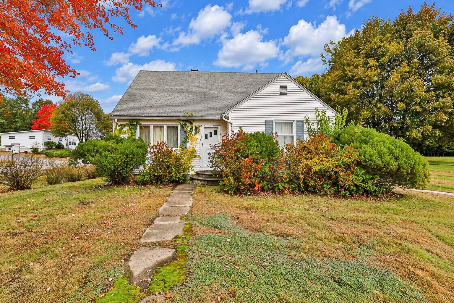 160 Titus Avenue