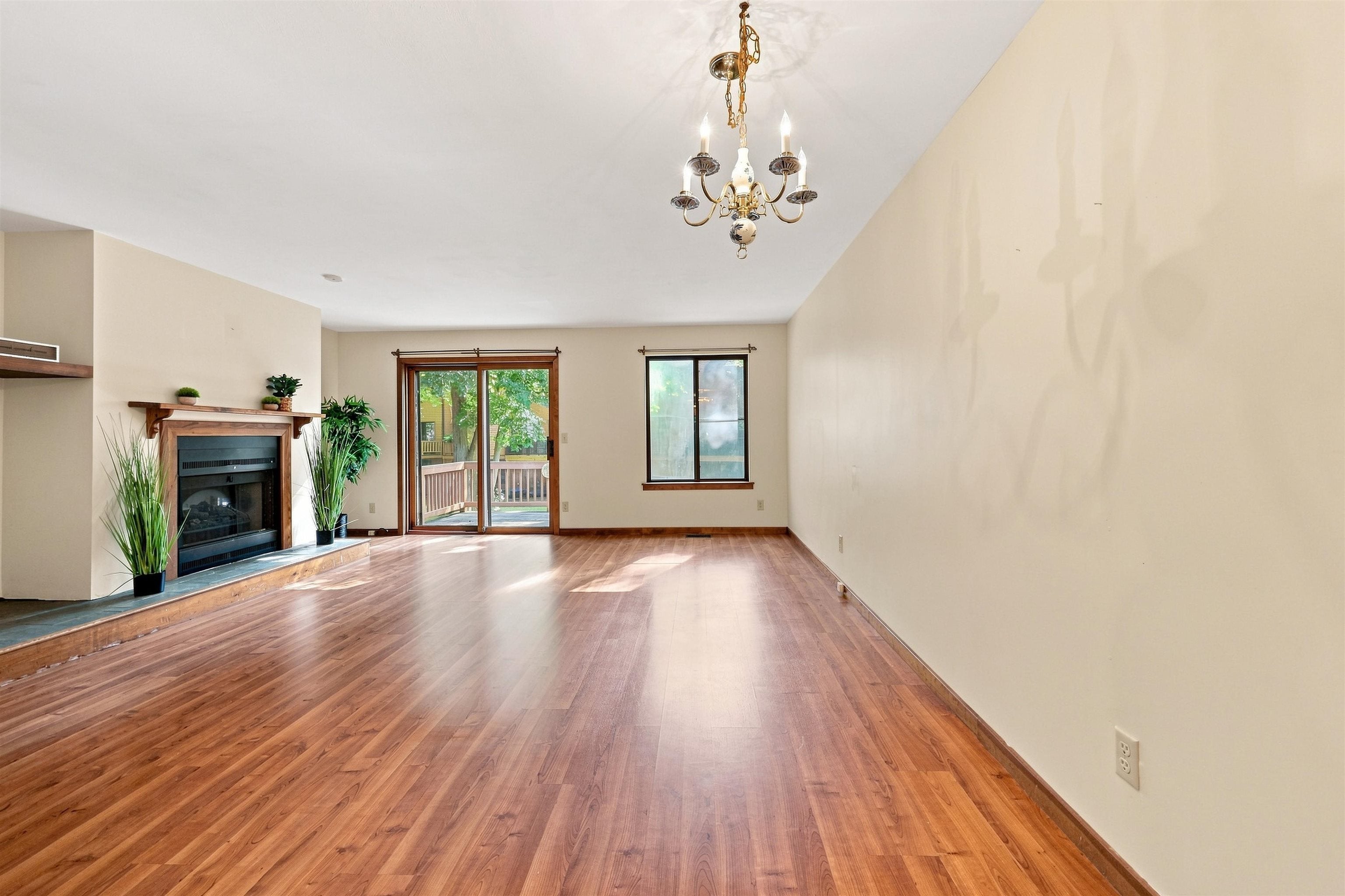 23 Dunvegan Woods Drive