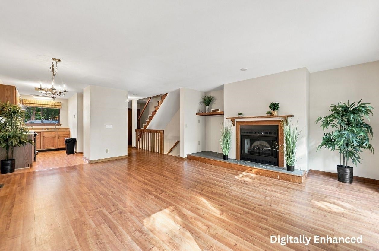 23 Dunvegan Woods Drive
