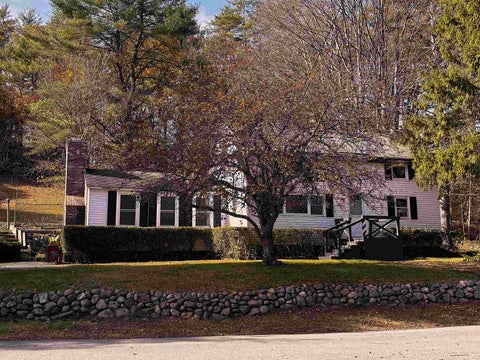 Photo of 976 Old Westport Road, Winchester, NH 03470 (MLS # 5115622)