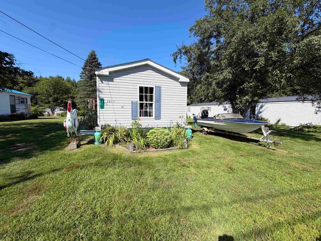 Photo of 57 Pleasant View Park, Haverhill, NH 03765 (MLS # 5105280)