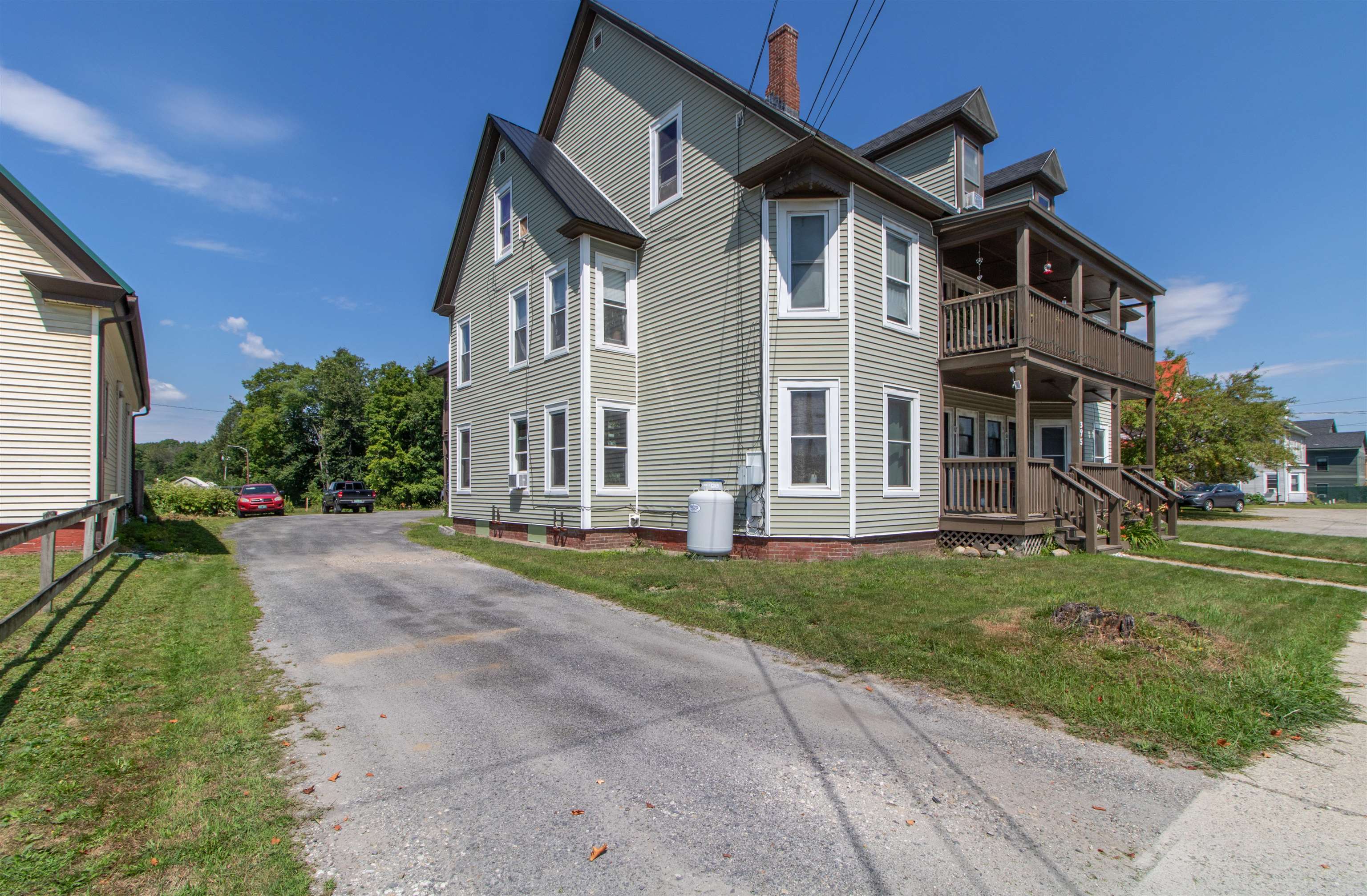 395 Main Street