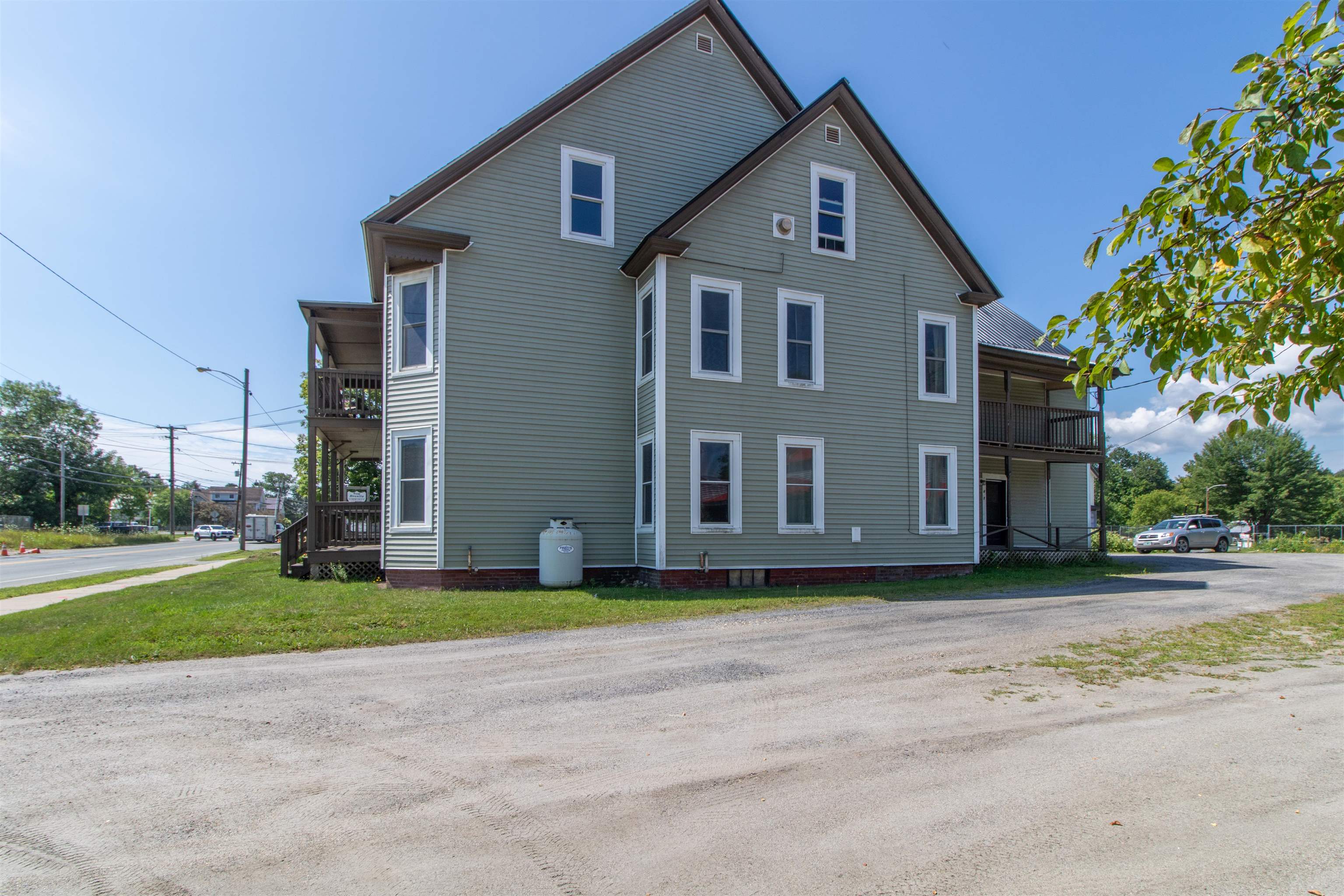 395 Main Street