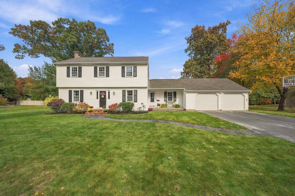 Photo of 340 N Gate Road, Manchester, NH 03104 (MLS # 5114506)