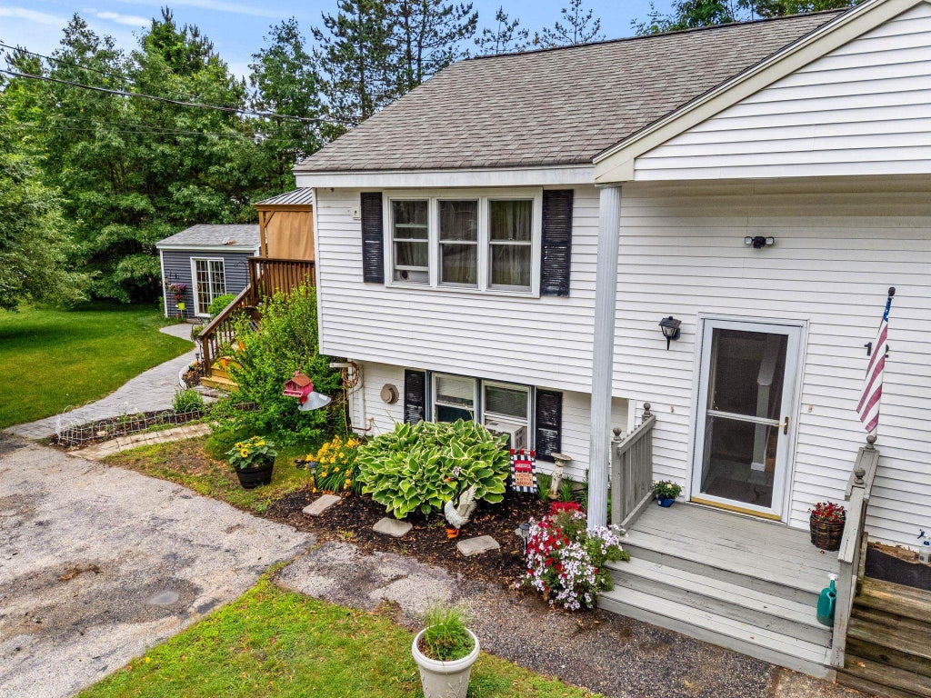 Photo of 12 Rebecca Lane, Derry, NH 03038 (MLS # 5096679)