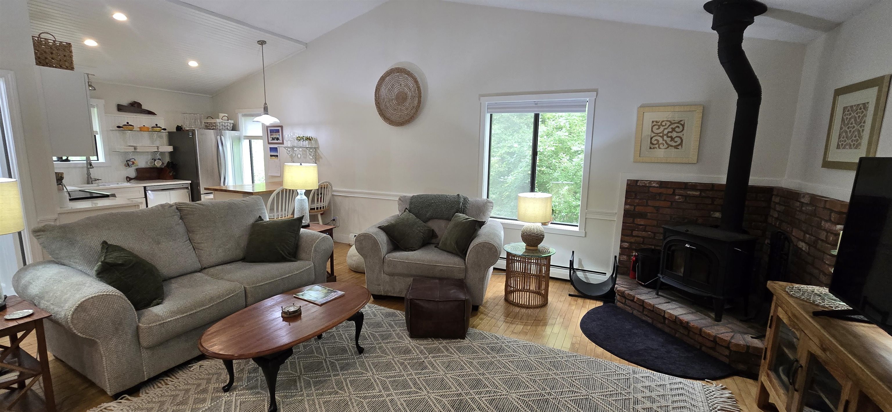 445 Old Quechee Road E