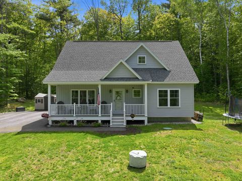 Photo of 19 Birch Hill Road, Meredith, NH 03253 (MLS # 5091518)
