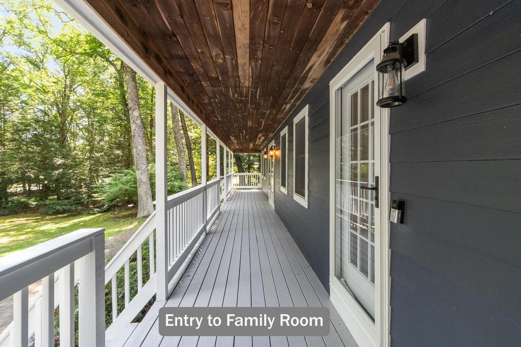 Photo of 59 DEER Run, Fremont, NH 03044 (MLS # 5104568)