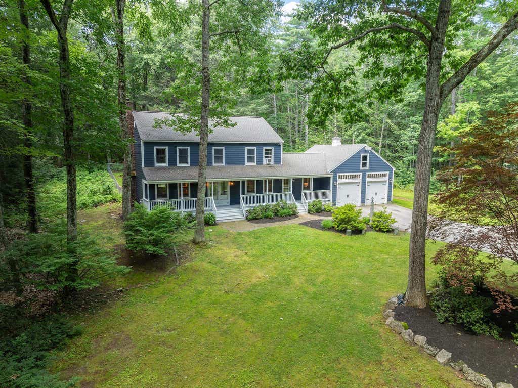 Photo of 59 DEER Run, Fremont, NH 03044 (MLS # 5104568)