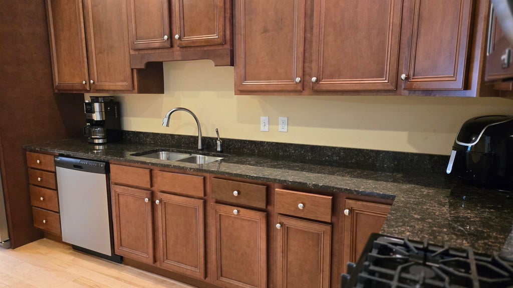 Photo of 35 Callaway Drive #5, Concord, NH 03301 (MLS # 5108482)