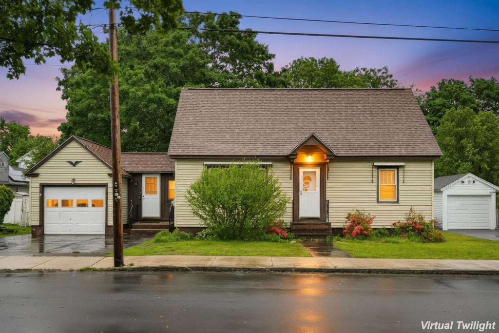 Photo of 46 Marshall Street, Nashua, NH 03060 (MLS # 5092390)