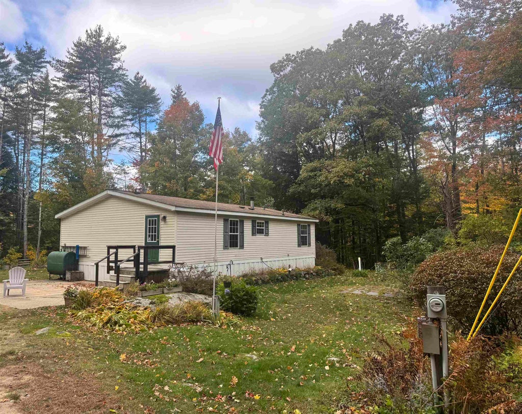 Photo of 131 Upper Oxbow Road, New Hampton, NH 03256 (MLS # 5113043)