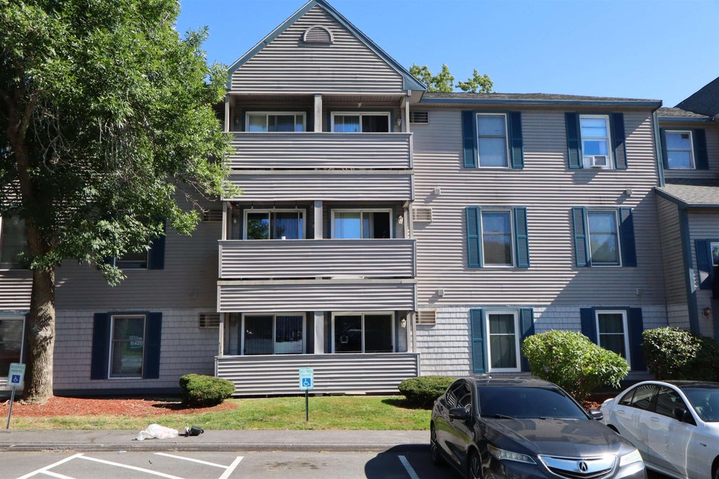 Photo of 144 Eastern Avenue #103, Manchester, NH 03104 (MLS # 5107412)