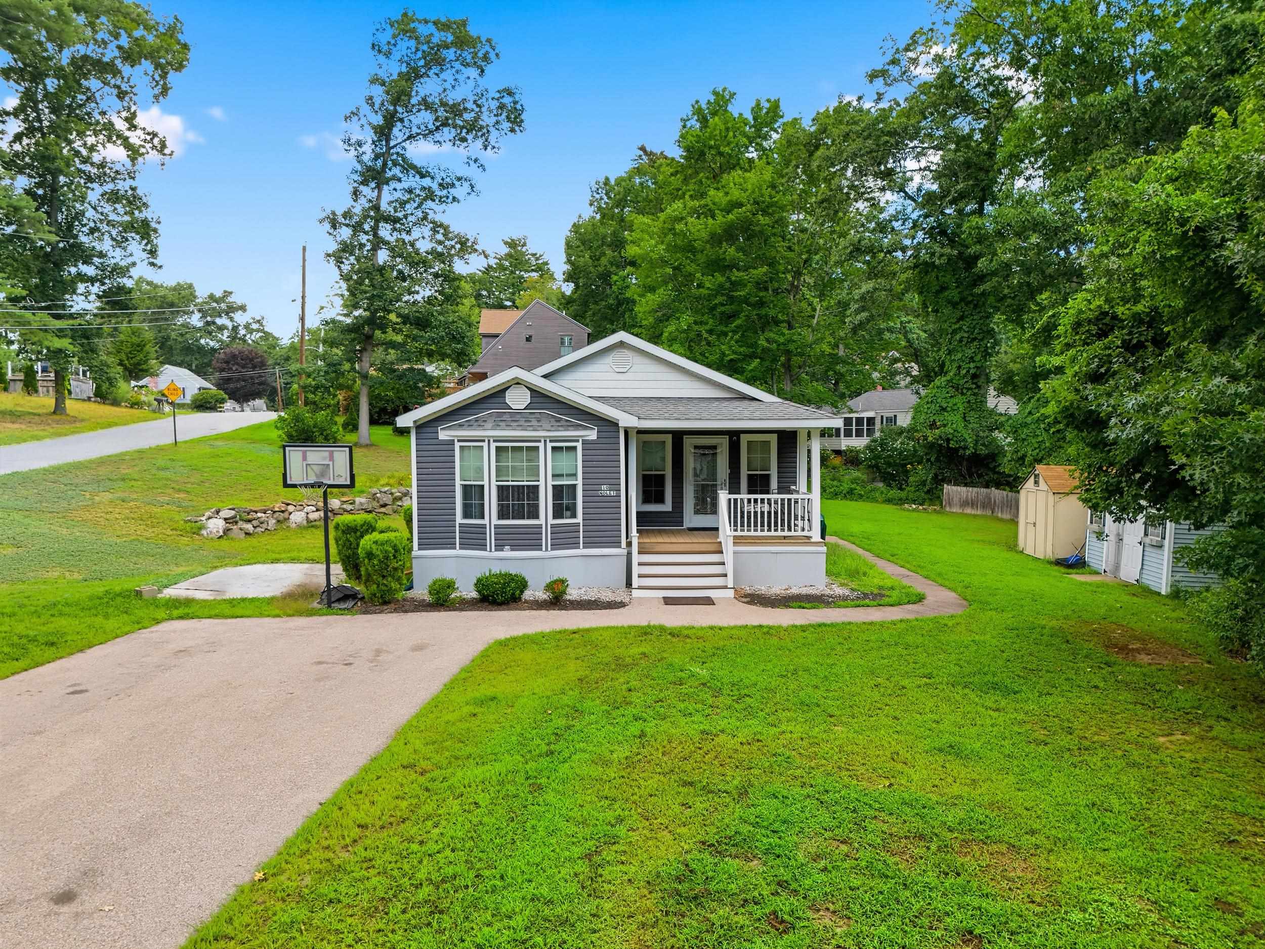 10 Nolet Avenue