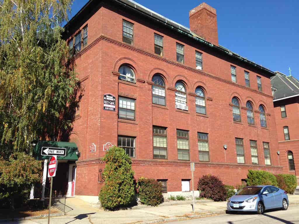 Photo of 521 Pine Street #105, Manchester, NH 03102 (MLS # 5088554)