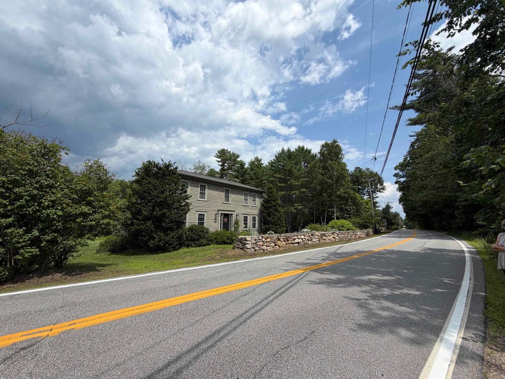 Photo of 355 Stage Road, Nottingham, NH 03291 (MLS # 5110741)