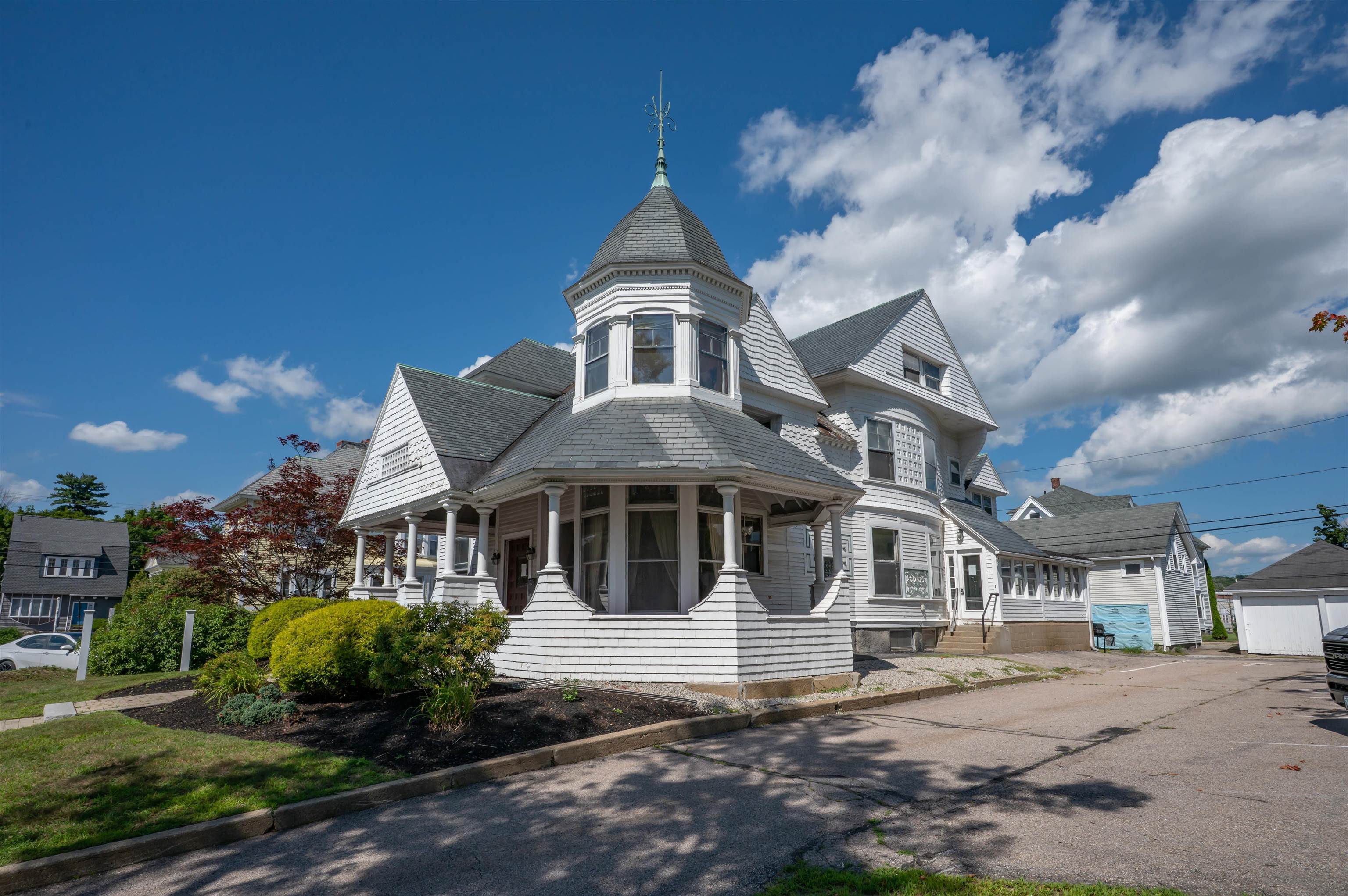 121 Bay Street
