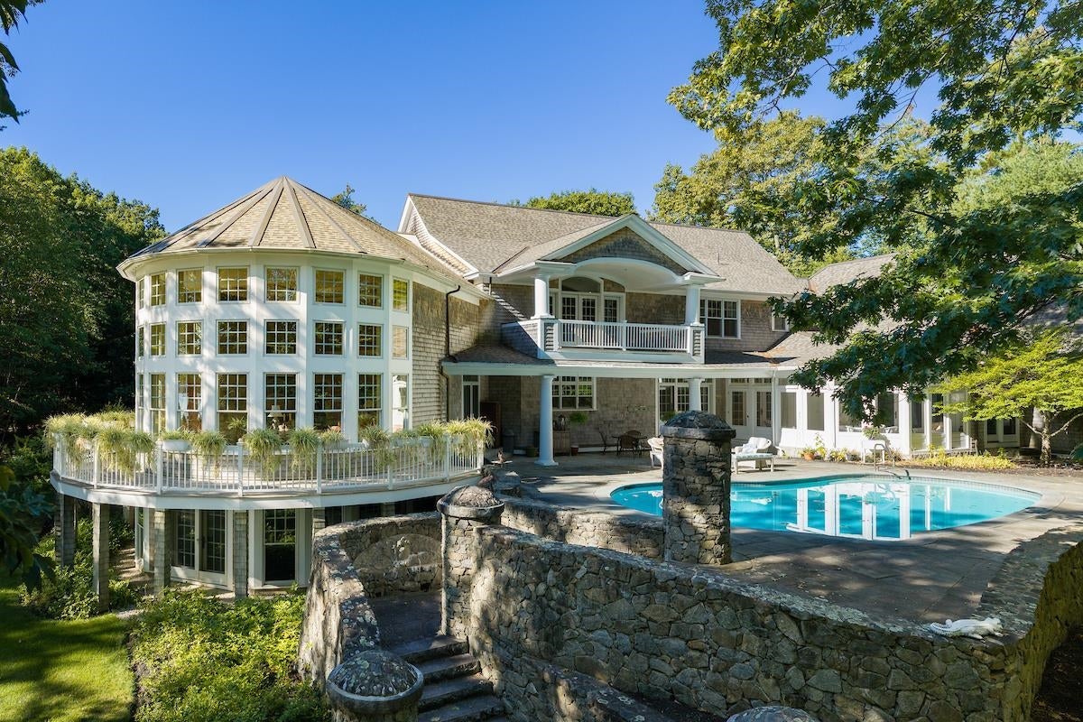 26 Deer Meadow Road