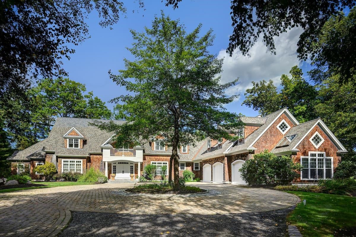 26 Deer Meadow Road