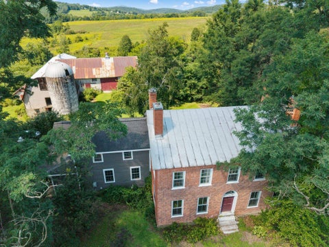 Photo of 2678 Silver Street, Hinesburg, VT 05461 (MLS # 5106372)