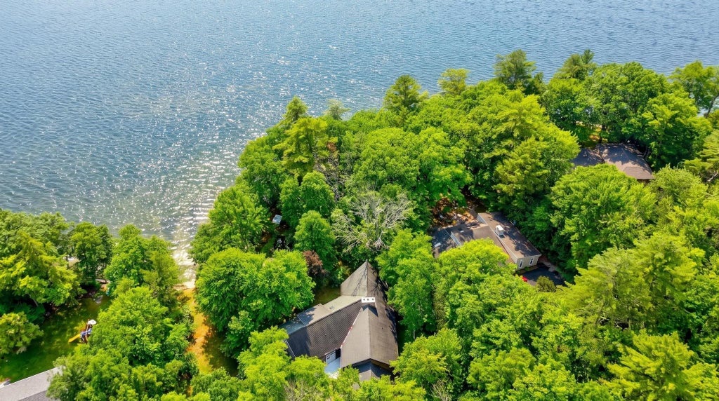 Photo of 618 Shore Drive, Laconia, NH 03246 (MLS # 5096488)