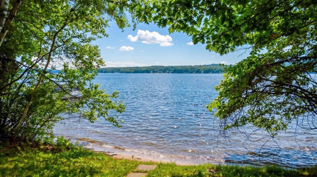 Photo of 618 Shore Drive, Laconia, NH 03246 (MLS # 5096488)