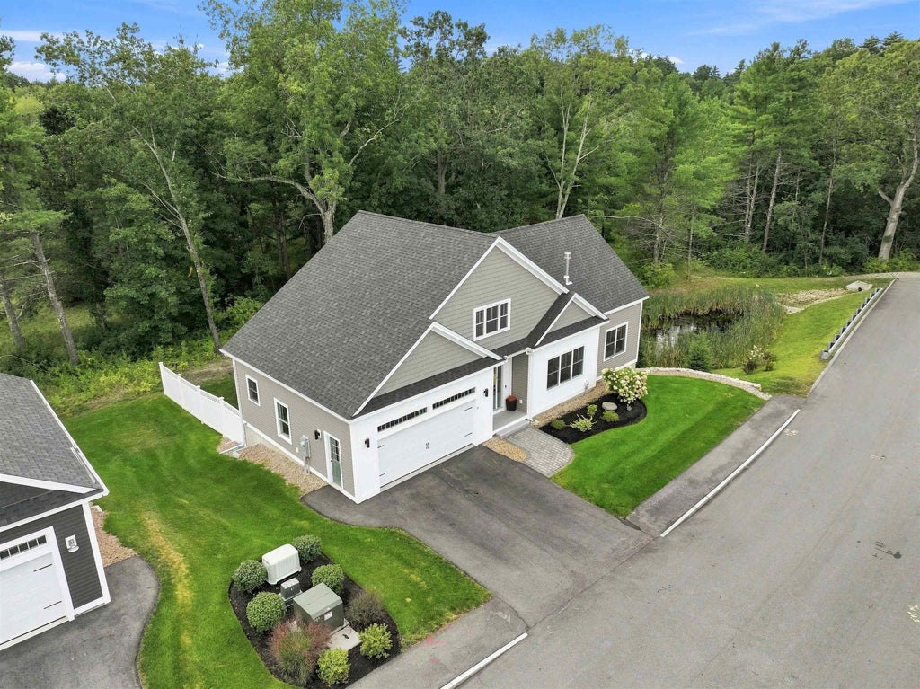 Photo of 19 Wild Apple Lane, Exeter, NH 03833 (MLS # 5108595)
