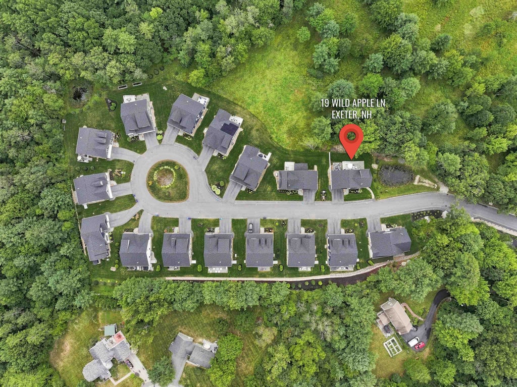 Photo of 19 Wild Apple Lane, Exeter, NH 03833 (MLS # 5108595)
