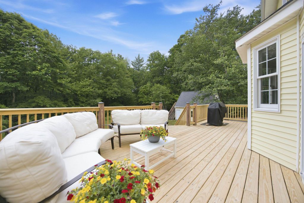 Photo of 53 Ruonala Road, Milford, NH 03055 (MLS # 5094827)