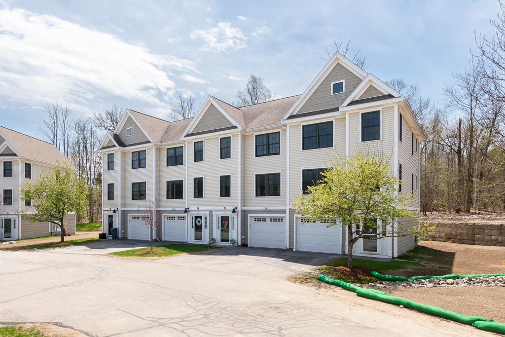 Photo of 12 Village Drive #6, Meredith, NH 03253 (MLS # 5088111)
