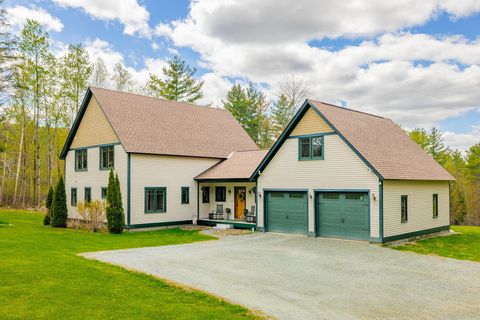 Photo of 11 Dunsinane Drive, Lebanon, NH 03766 (MLS # 5091442)