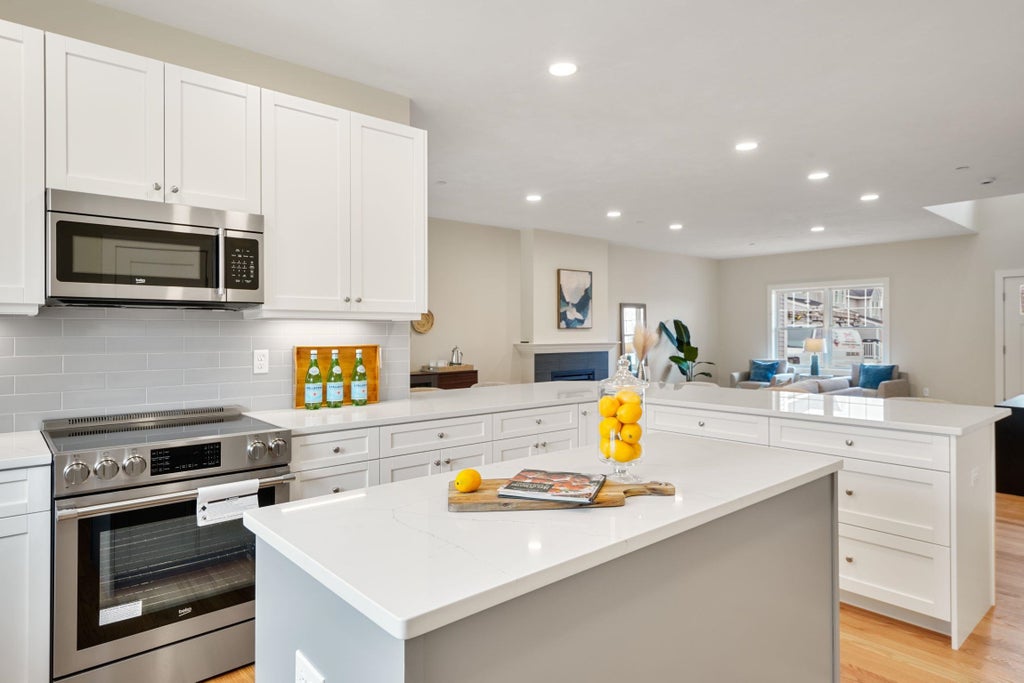 Photo of 73 Driftwood Circle #28, Sandown, NH 03873 (MLS # 5083423)